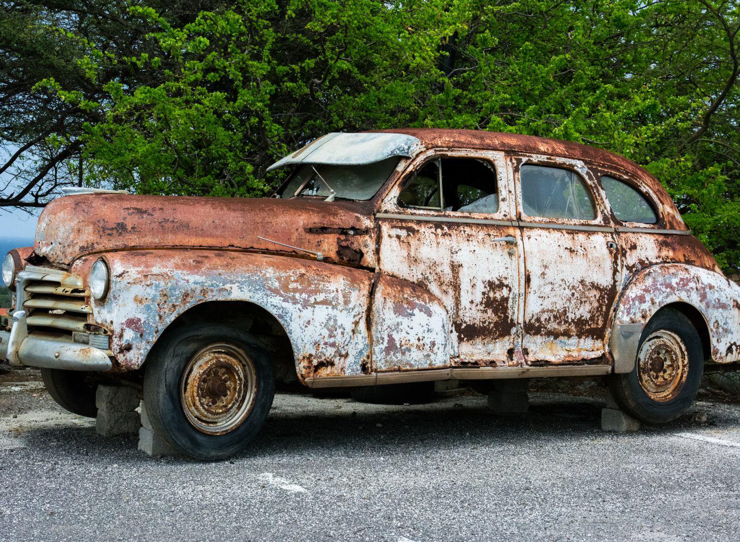 Discover the incredible benefits of old car removal services: hassle-free, eco-friendly, and financially rewarding options for saying goodbye to your old vehicle.