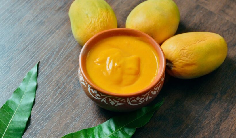 alphonso mango pulp in Canada from Shana Foods