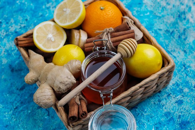[fpdl.in]_ingredients-fresh-ginger-lemon-cinnamon-sticks-honey-dried-cloves-making-immunity-boosting-healthy-vitamin-drink_2831-801_normal