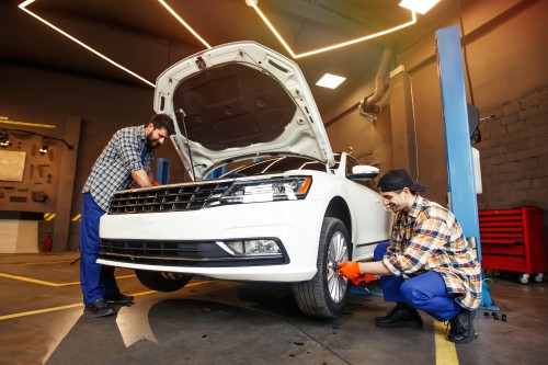 Luxury Car Care Navigating Rolls Royce Repairs in Dubai