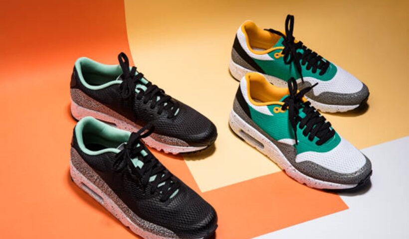 Sneakers Market