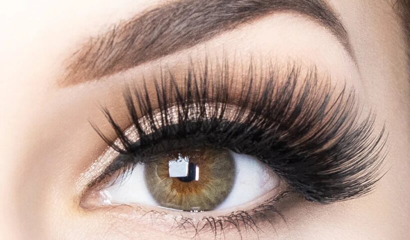 glam-and-gaudy-on-eye_8ee301e4-7b9e-428f-8673-14331df90cd1_1000x1000