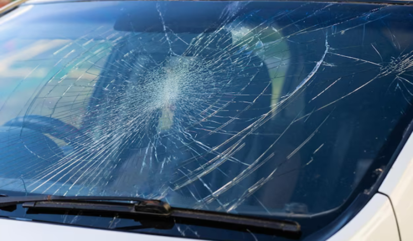 car crack windshieldc
