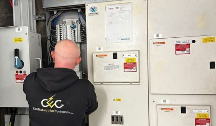 commercial electrician London